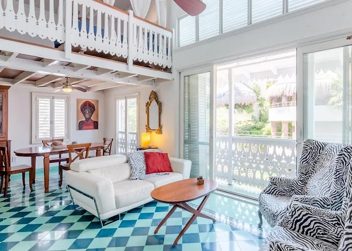 Barbados 2br Penthouse - Timeless Charm Of Colonial Caribbean Style *