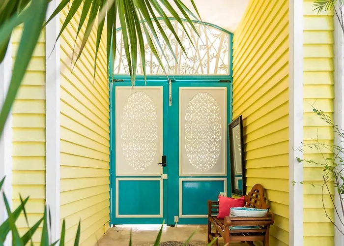 Barbados 2br Penthouse - Timeless Charm Of Colonial Caribbean Style Apartment Playa del Carmen