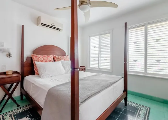 Barbados 2br Penthouse - Timeless Charm Of Colonial Caribbean Style Apartment Playa del Carmen