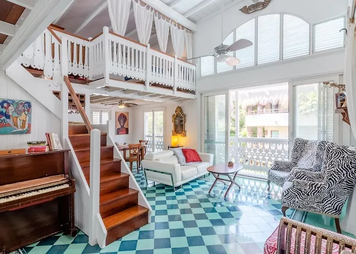 Barbados 2br Penthouse - Timeless Charm Of Colonial Caribbean Style * Playa del Carmen