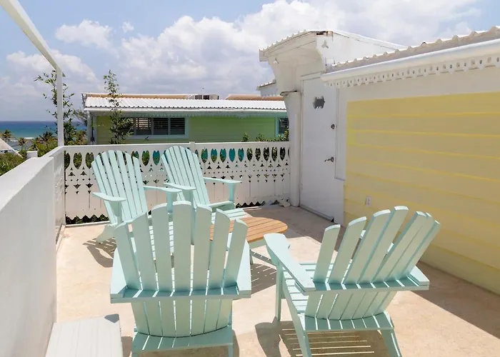 Barbados 2br Penthouse - Timeless Charm Of Colonial Caribbean Style Playa del Carmen