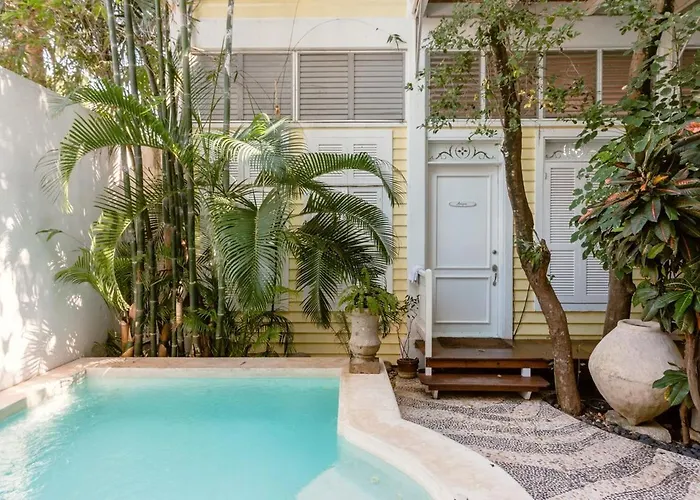 Barbados 2br Penthouse - Timeless Charm Of Colonial Caribbean Style