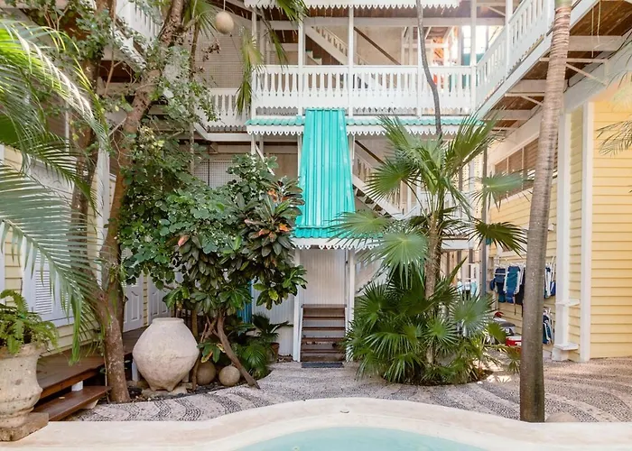 Barbados 2br Penthouse - Timeless Charm Of Colonial Caribbean Style Playa del Carmen